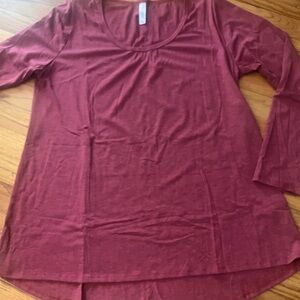 Lularoe Lynnae Long Sleeve Top